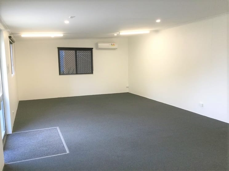 Click to view all images 12 Wright Strret Bayswater WA 6053 - Image 3