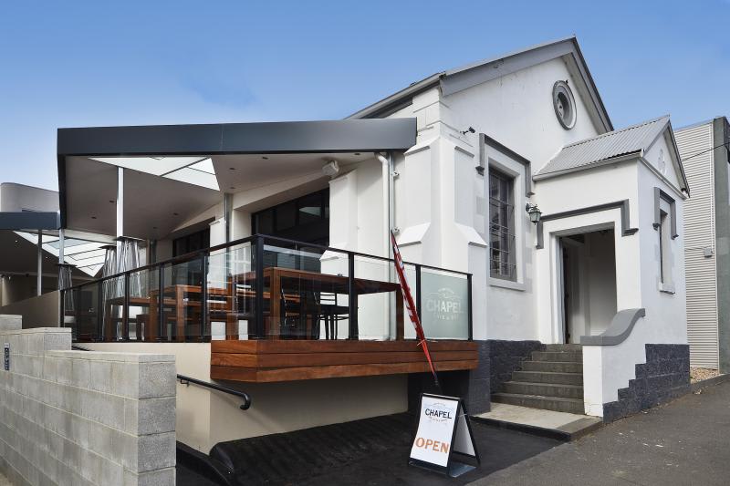 Click to view all images 10 Little Ryrie Street Geelong VIC 3220 - Image 1