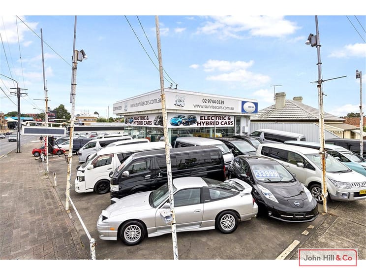 Click to view all images 77 Parramatta Road Concord NSW 2137 - Image 2