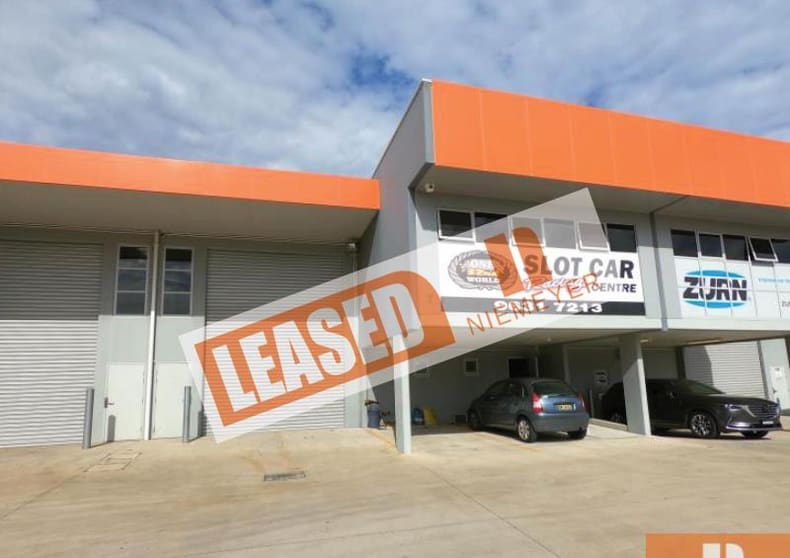 Click to view all images 3 - 11 Hallmark Street Pendle Hill NSW 2145 - Image 1
