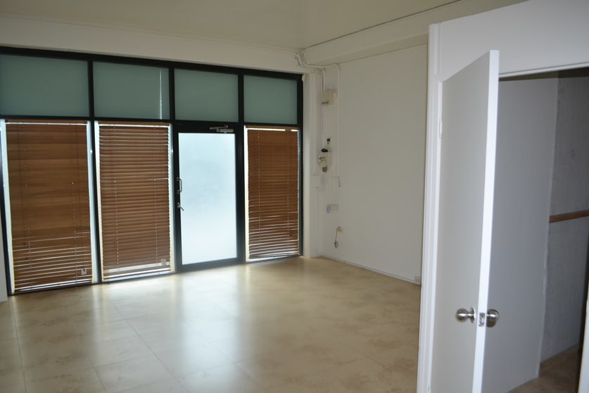 Click to view all images OFF 2/93 West Burleigh Rd Burleigh Waters QLD 4220 - Image 3