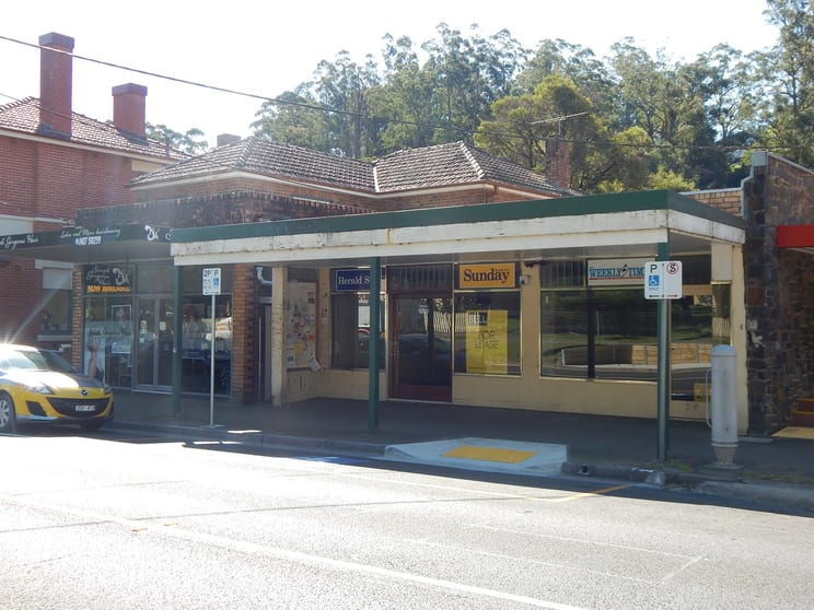 Click to view all images 3403 WARBURTON Highway Warburton VIC 3799 - Image 3