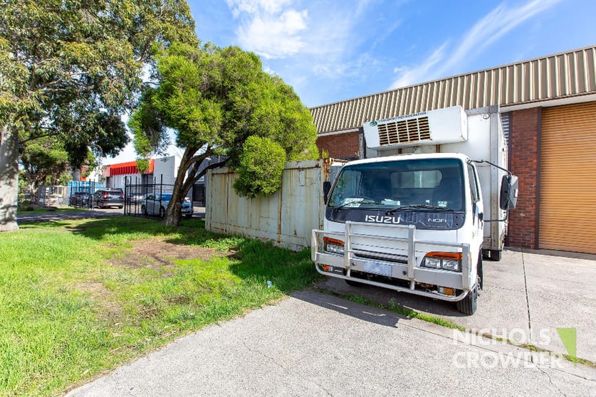 Click to view all images 21A De Havilland Road Mordialloc VIC 3195 - Image 1