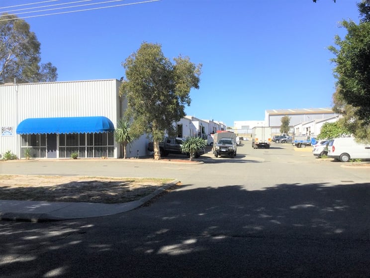 Click to view all images 8/96-100 Briggs Street Welshpool WA 6106 - Image 1