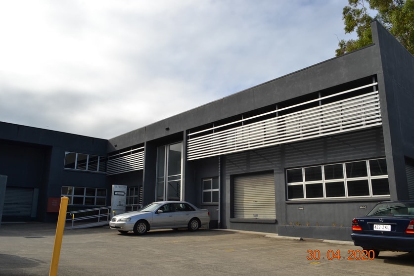 Click to view all images 9 Frinton Street Southport QLD 4215 - Image 3