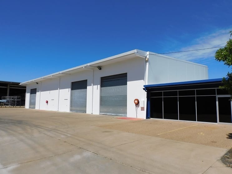 Click to view all images 25 Jay Street Mount St John QLD 4818 - Image 2