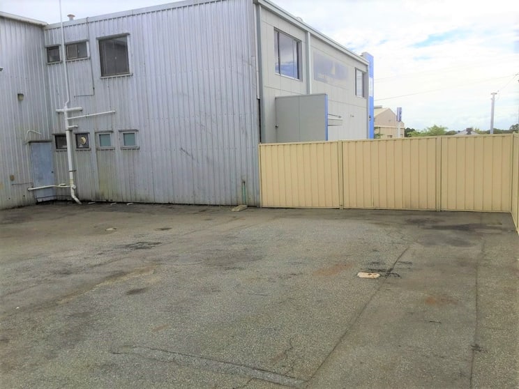 Click to view all images 1/39 McCoy Street Myaree WA 6154 - Image 3