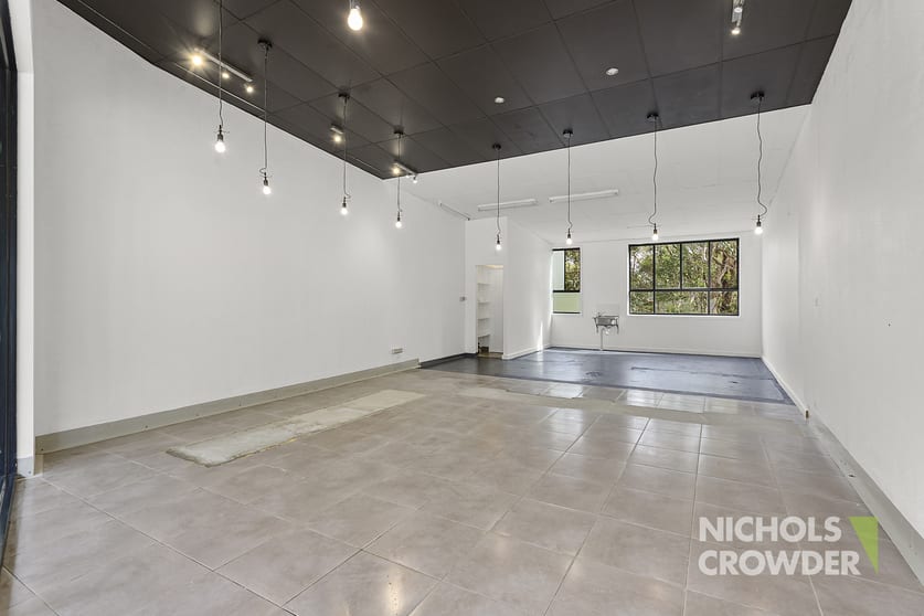 Click to view all images 2/1016 Mornington-Flinders Road Red Hill VIC 3937 - Image 2