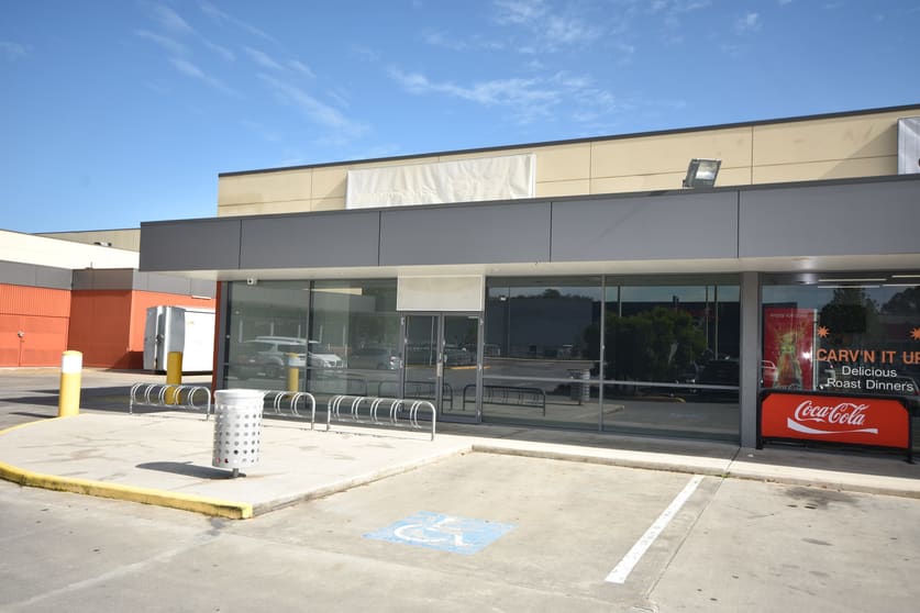Click to view all images 1/617-621 Young Street Albury NSW 2640 - Image 2