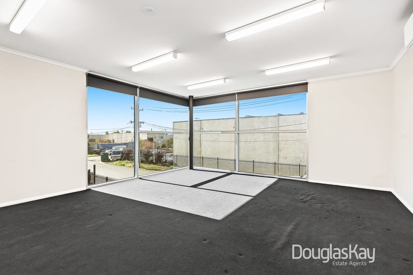 37 Ralston Avenue Sunshine North VIC 3020 - Image 2