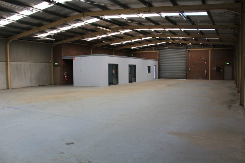 Click to view all images 61 Macbeth Street Braeside VIC 3195 - Image 3