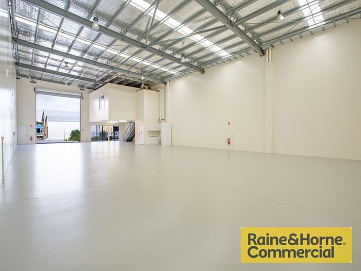 Click to view all images 2A/229 Robinson Road Geebung QLD 4034 - Image 2