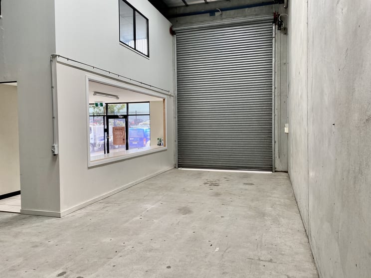 Click to view all images 4/36 Campbell Avenue Cromer NSW 2099 - Image 2