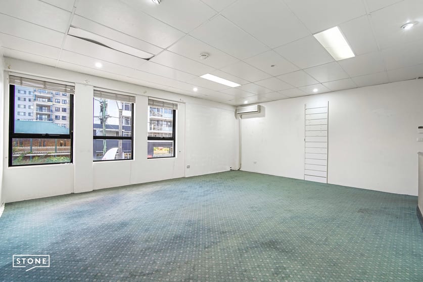 Click to view all images 1/115 Corrimal Street Wollongong NSW 2500 - Image 2