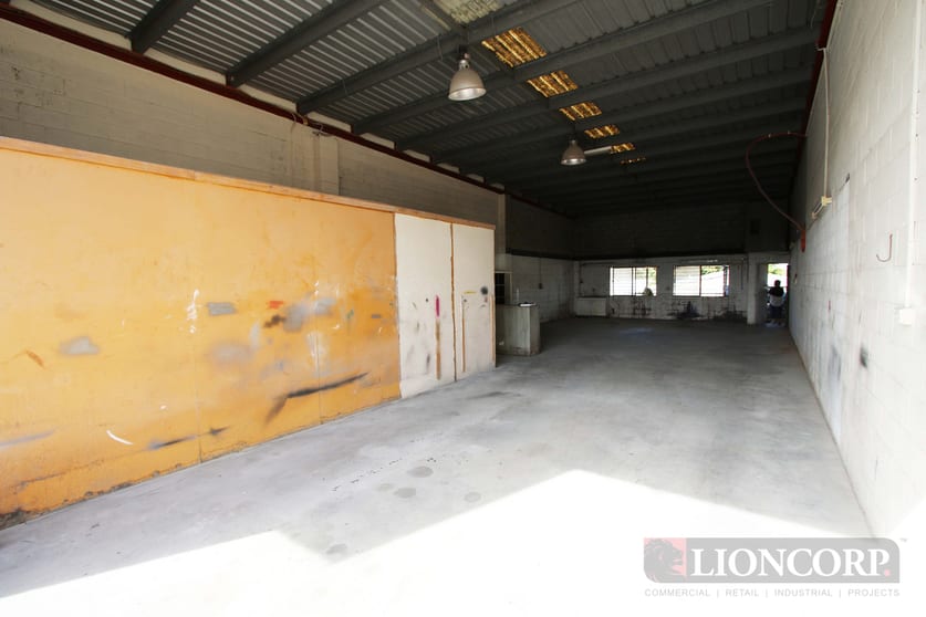 Click to view all images Kingston QLD 4114 - Image 3