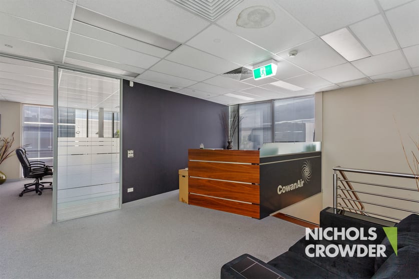 Click to view all images 4/84-90 Lakewood Boulevard Braeside VIC 3195 - Image 3