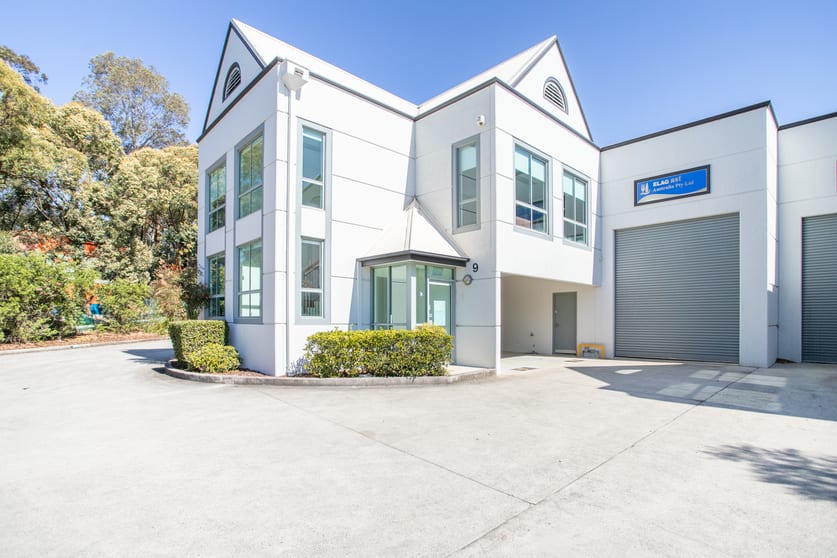 Click to view all images Part 9/3 Packard Avenue Castle Hill NSW 2154 - Image 1