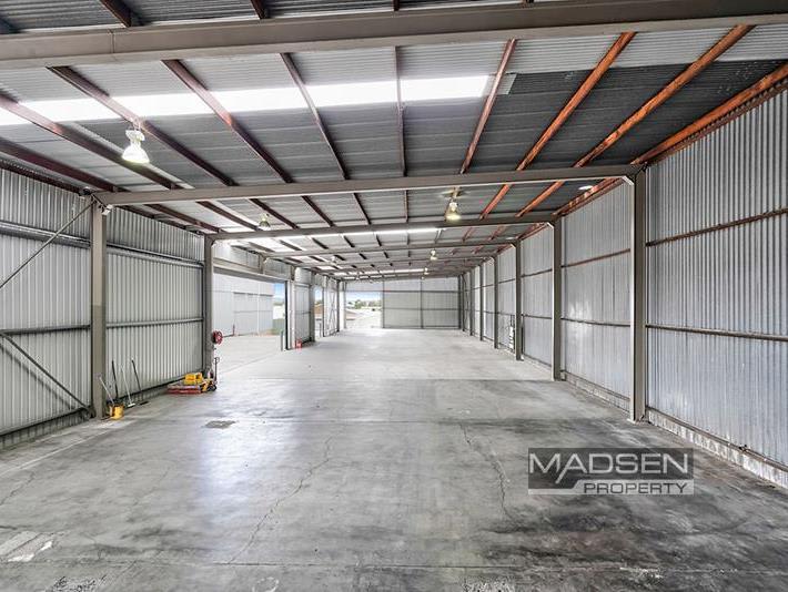 Click to view all images 34 Reginald Street Rocklea QLD 4106 - Image 3