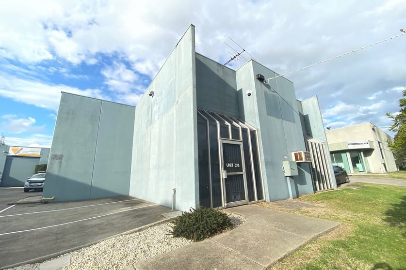 Click to view all images 2/6 Viewtech Place Rowville VIC 3178 - Image 1