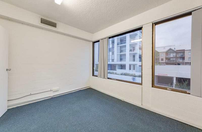 1/10 Douro Place West Perth WA 6005 - Image 3