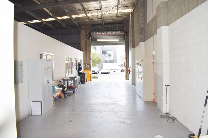 Click to view all images 158 Roden Street West Melbourne VIC 3003 - Image 3