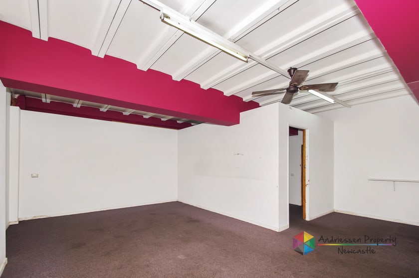 Click to view all images 4/300 Main Road Cardiff NSW 2285 - Image 2