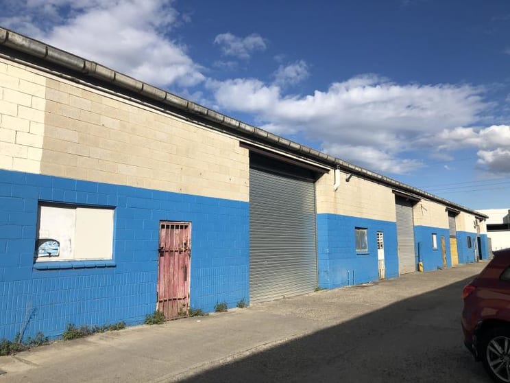 Click to view all images Unit 3/40-42 Victoria Street Smithfield NSW 2164 - Image 1