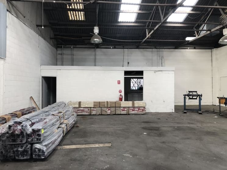 Click to view all images Unit 3/40-42 Victoria Street Smithfield NSW 2164 - Image 2
