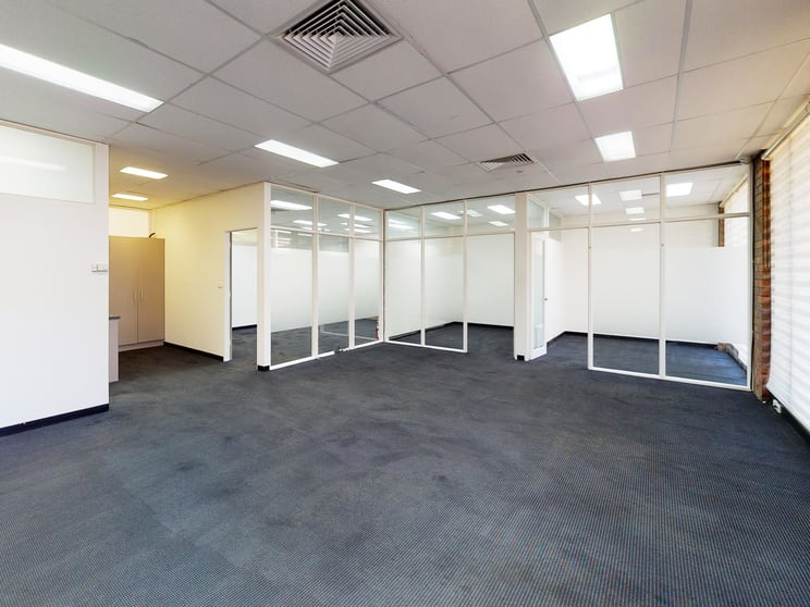 Click to view all images 1/17 Redwood Drive Notting Hill VIC 3168 - Image 2