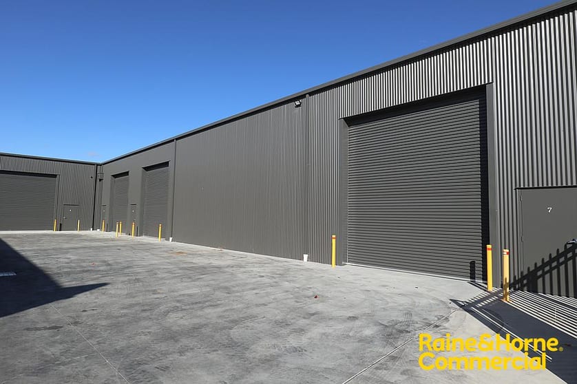 Click to view all images 5/8 Sutton Street Wagga Wagga NSW 2650 - Image 2