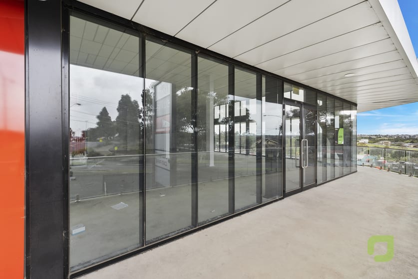 Click to view all images 4/181 Rosamond Road Maribyrnong VIC 3032 - Image 1