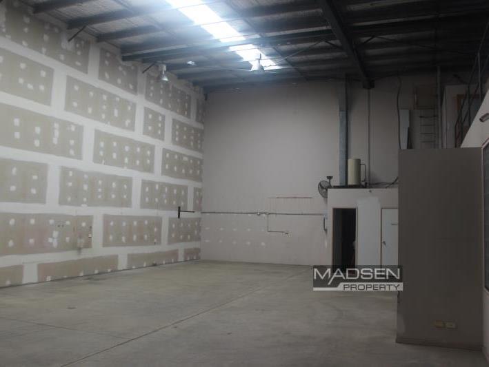 Click to view all images 1/89 Factory Road Oxley QLD 4075 - Image 2