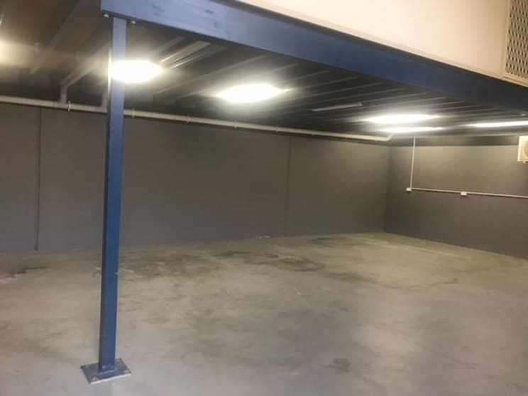 Click to view all images 5/7 Nevada Court Hoppers Crossing VIC 3029 - Image 3