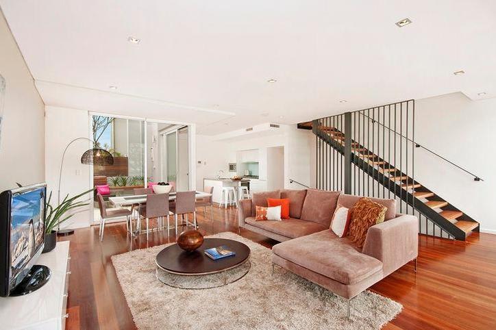 Click to view all images 46 Hansard Street Zetland NSW 2017 - Image 2