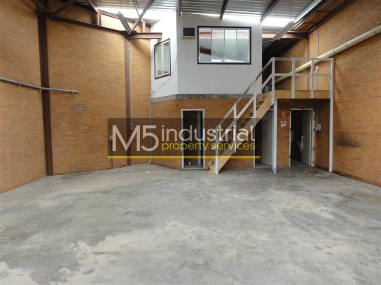 5/15 Lorraine Street Peakhurst NSW 2210 - Image 3