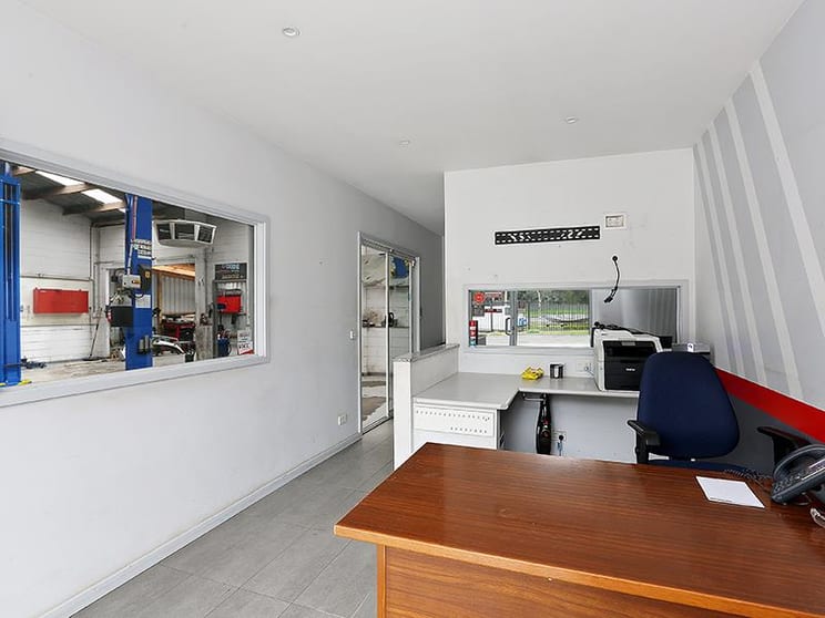 Click to view all images 50 Grubb Road Ocean Grove VIC 3226 - Image 2