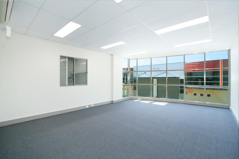 Unit 13/29 Governor Macquarie Drive Chipping Norton NSW 2170 - Image 2