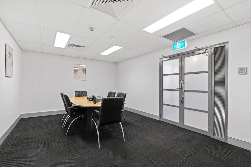 Click to view all images North Sydney NSW 2060 - Image 2