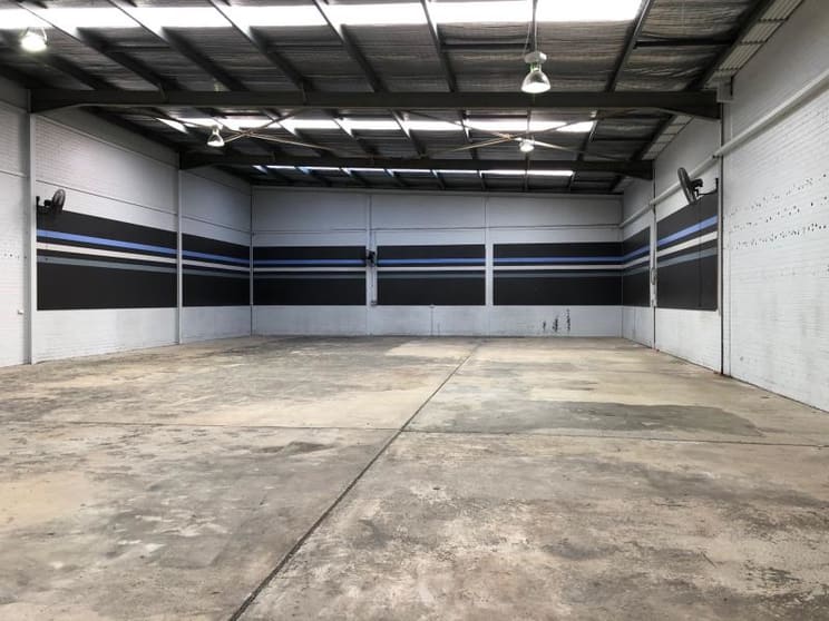 Click to view all images 8 Nelson Avenue Padstow NSW 2211 - Image 2