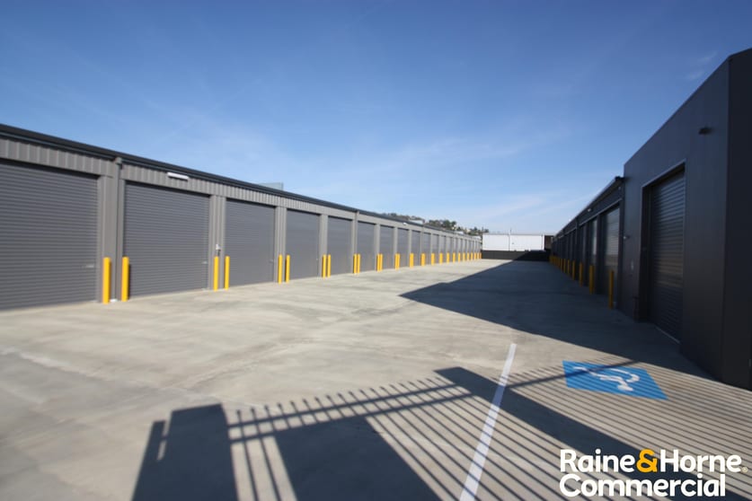 Click to view all images 1 Storage Unit Wagga Wagga NSW 2650 - Image 1