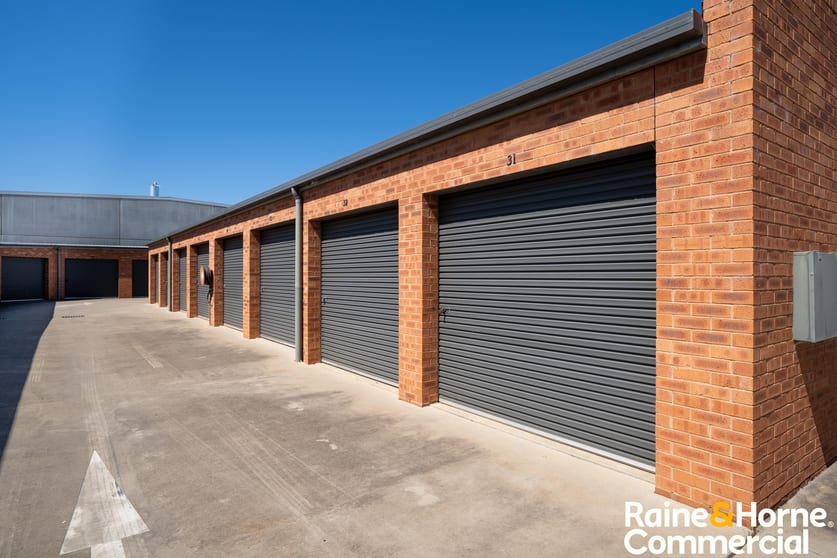Click to view all images 1 Storage Unit Wagga Wagga NSW 2650 - Image 2