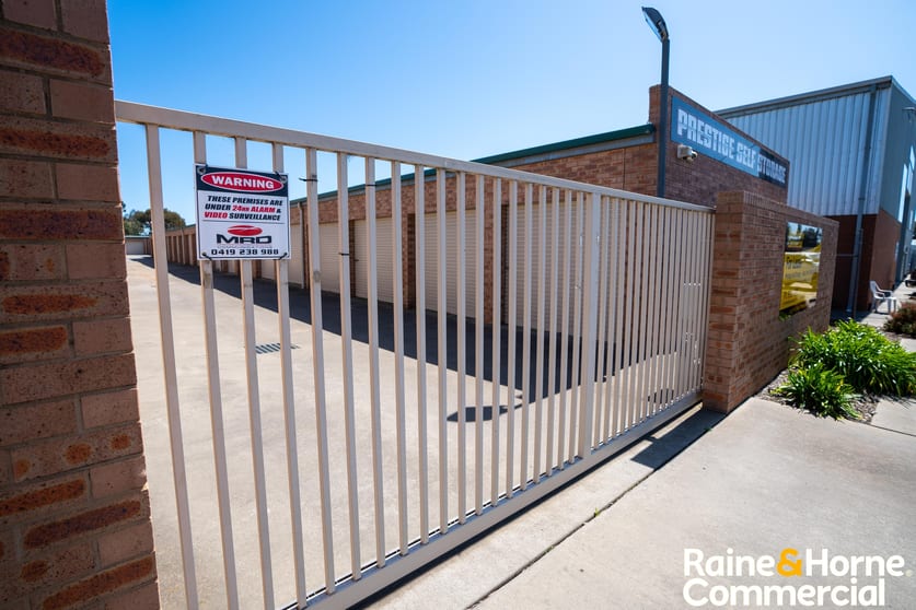Click to view all images 1 Storage Unit Wagga Wagga NSW 2650 - Image 3