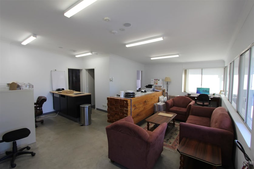 Click to view all images Unit 2/49 Garema Circuit Kingsgrove NSW 2208 - Image 2