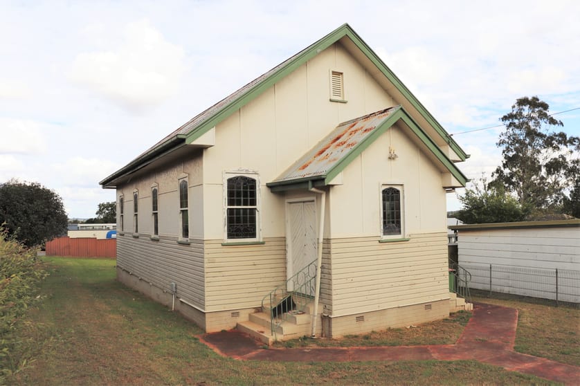 Click to view all images 114 North Street North Toowoomba QLD 4350 - Image 1