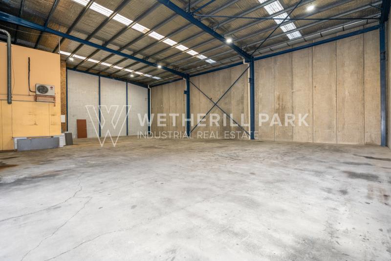 Click to view all images Smithfield NSW 2164 - Image 2