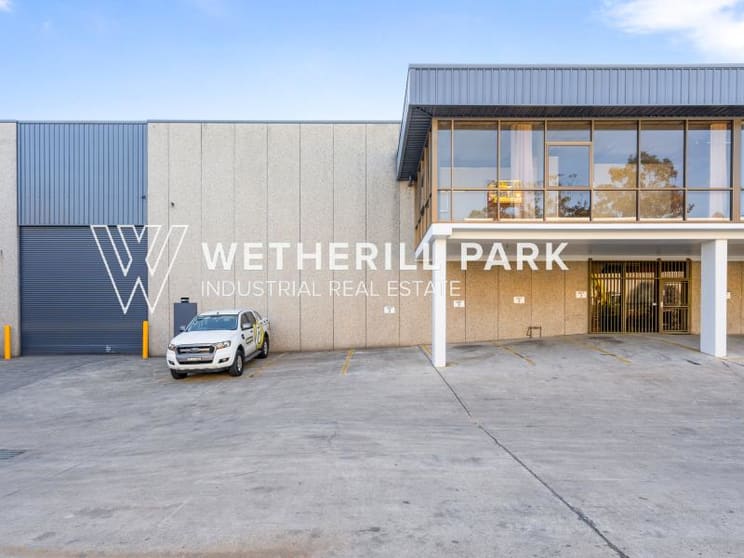 Click to view all images Smithfield NSW 2164 - Image 1
