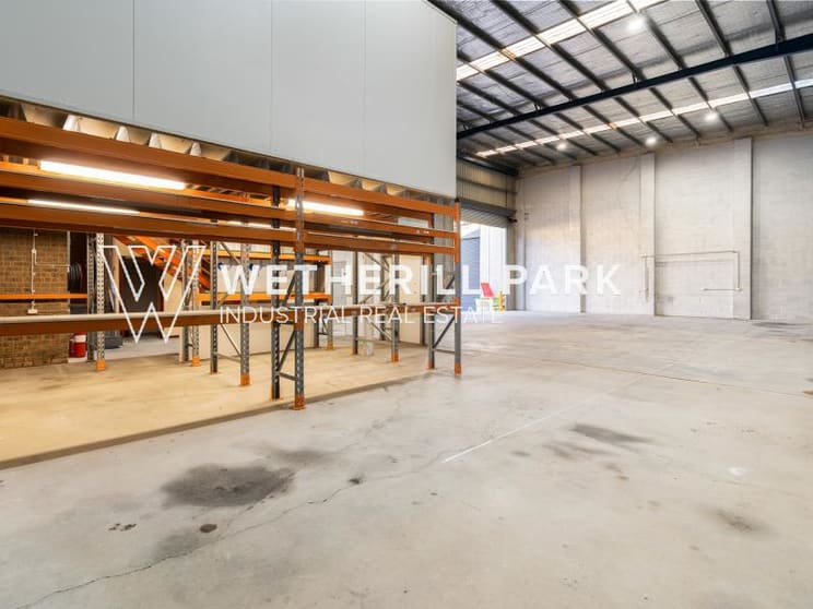 Click to view all images Smithfield NSW 2164 - Image 2