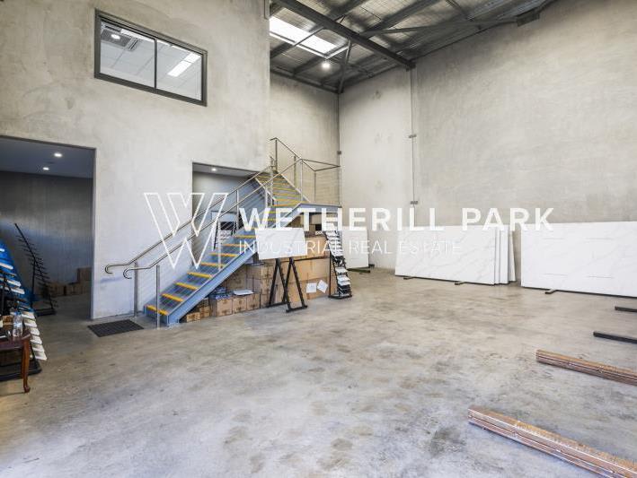 Click to view all images Smithfield NSW 2164 - Image 2