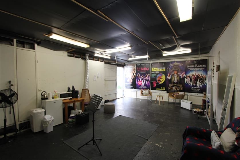 Click to view all images Unit 1/142A Mullens Street Rozelle NSW 2039 - Image 3