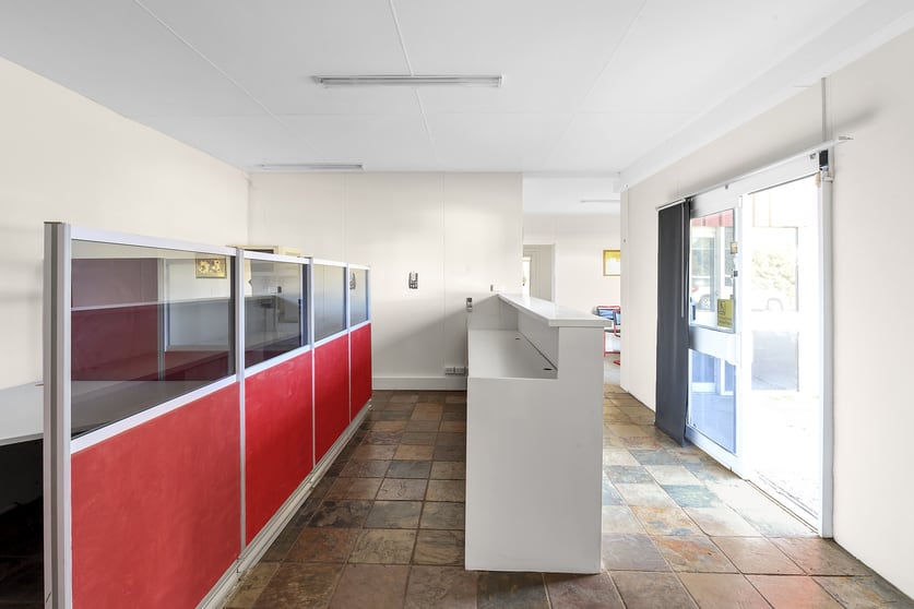 Click to view all images 23 Rodney Road North Geelong VIC 3215 - Image 2